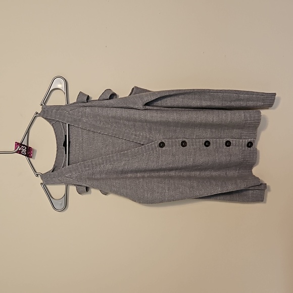 Forever 21 Sweaters - Forever 21 Gray cold shoulder long sleeve sweater cardigan